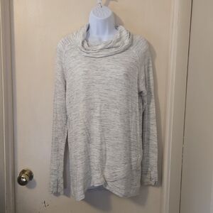 Elaine Rose- Women's- Soft & Comfy- Cowl Neck Sweater- Thumb Holes- Size Medium